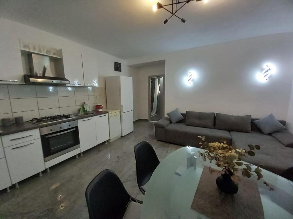 Apartment Tara *